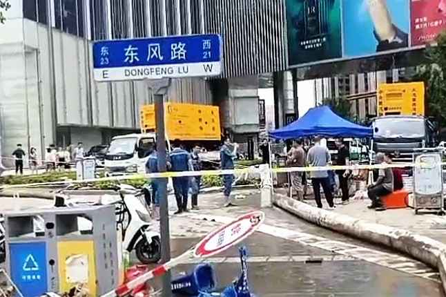 九游网站登录入口-九游(中国)排涝突击队在排涝现场